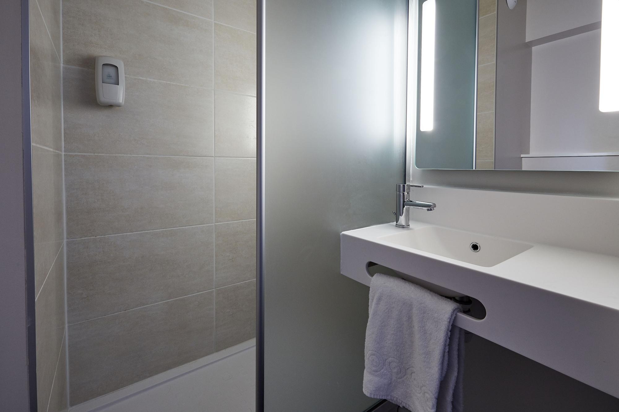 B&B Hotel Nantes Parc Expos La Chapelle 외부 사진