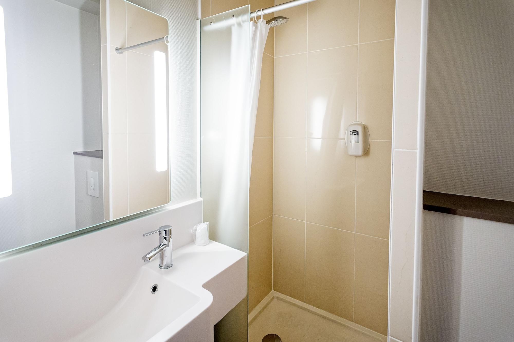 B&B Hotel Nantes Parc Expos La Chapelle 외부 사진