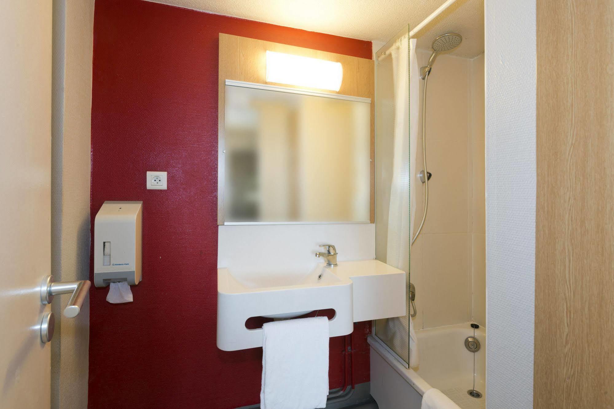 B&B Hotel Nantes Parc Expos La Chapelle 외부 사진